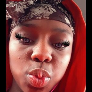 Meet your Posher, Cookie